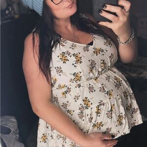 Torrid 00 Floral Sleeveless Top